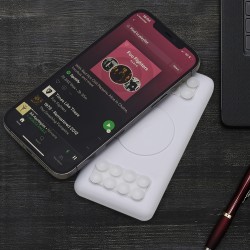 Power Bank 10.000mAh com Carregamento via Indução ou via Cabo Personalizado Power Bank 10.000mAh com Carregamento via Indução ou via Cabo Personalizado