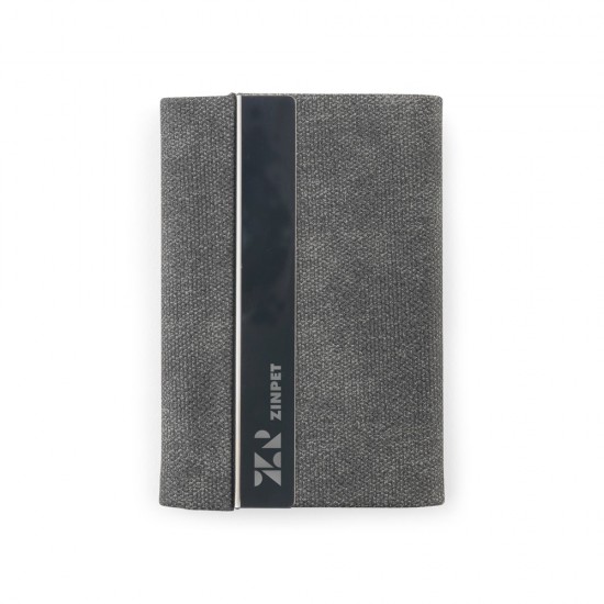 Conjunto Composto por um Porta-Cartões e Chaveiro em Metal e Poliéster com Logo