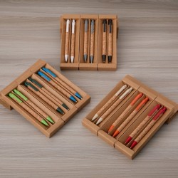 Kit Ecológico Caneta e Lapiseira Cortiça Promocional  Kit Ecológico Caneta e Lapiseira Cortiça Promocional