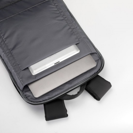 Mochila de Poliéster USB 25 Litros Personalizado Mochila de Poliéster USB 25 Litros Personalizado
